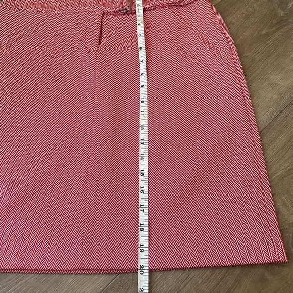 Express NEW Red Herringbone Pencil Mini Skirt Holiday Festive Size 9/10 NWT - Picture 10 of 12
